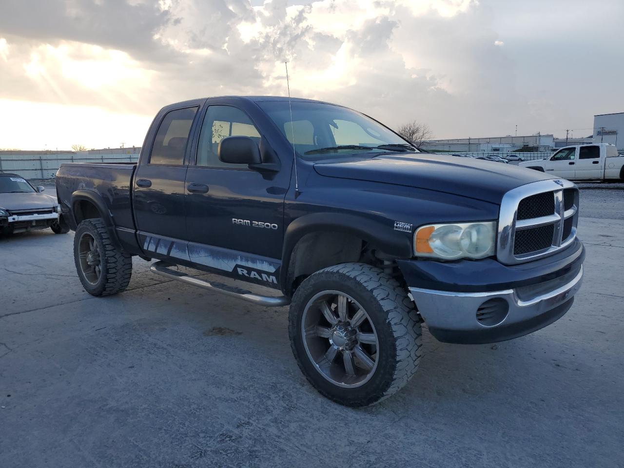 2004 Dodge RAM - Image 4
