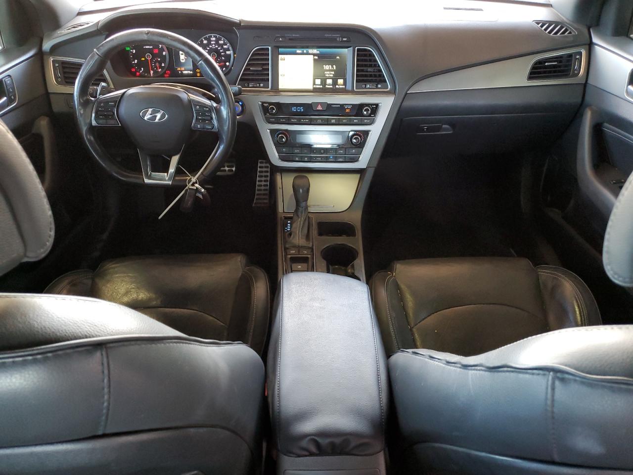 2015 Hyundai Sonata - Image 8