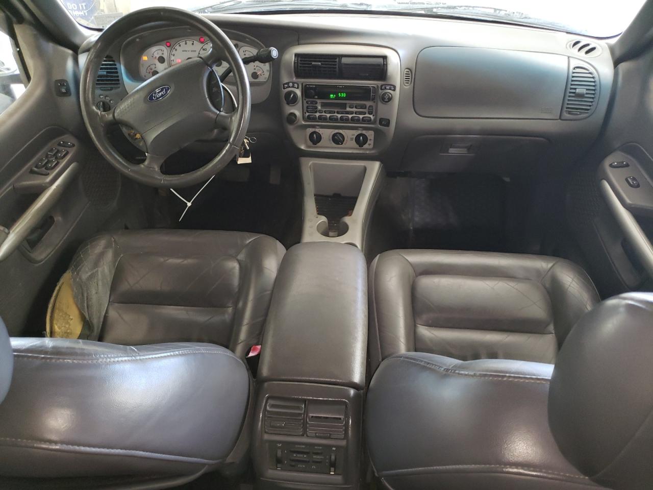 2002 Ford Explorer - Image 8