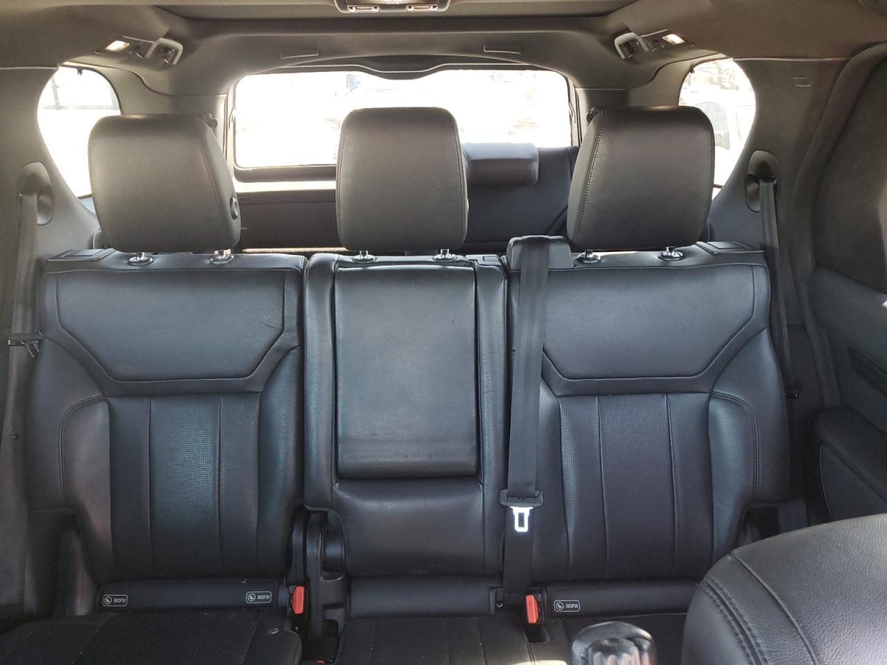 2017 Land Rover Discovery - Image 10