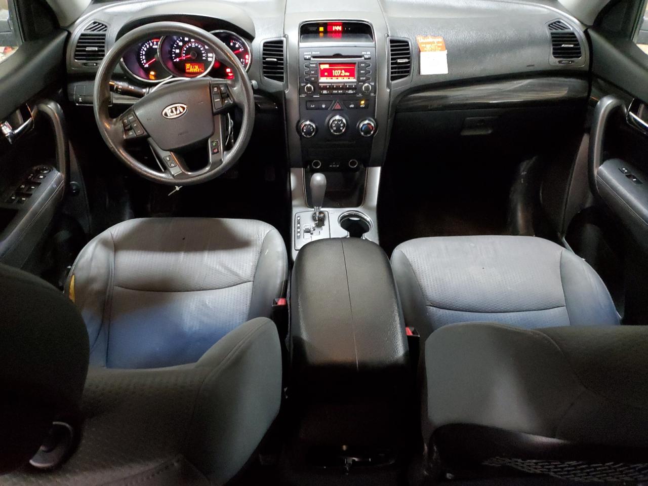 2013 Kia Sorento - Image 8
