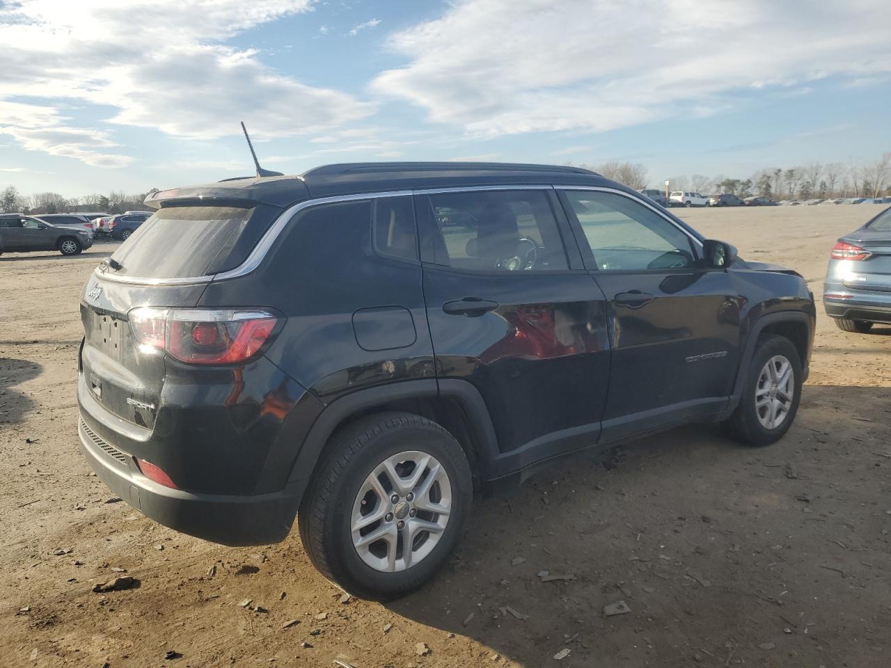 2020 Jeep Compass - Image 3