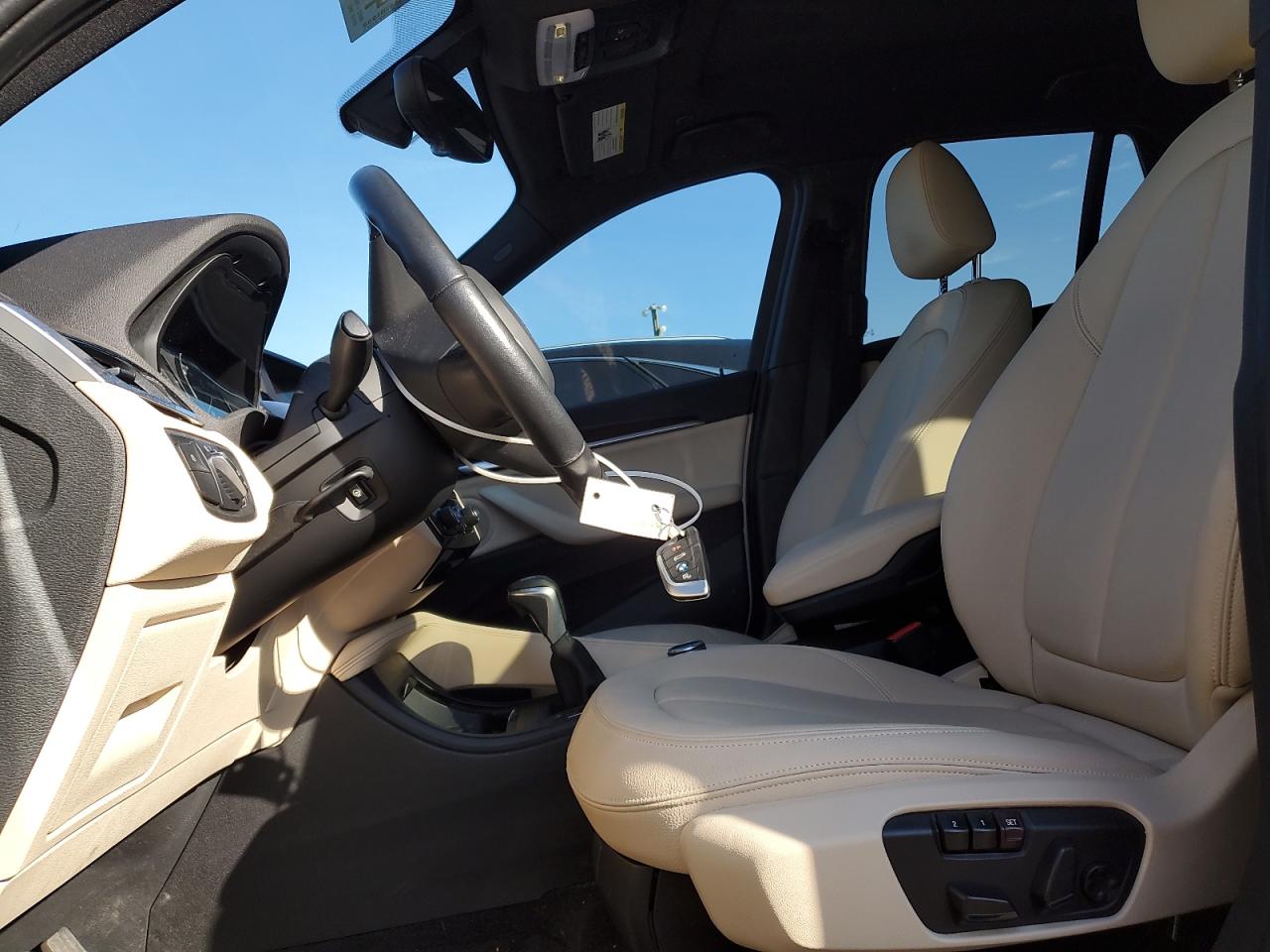 2017 BMW X1 - Image 7
