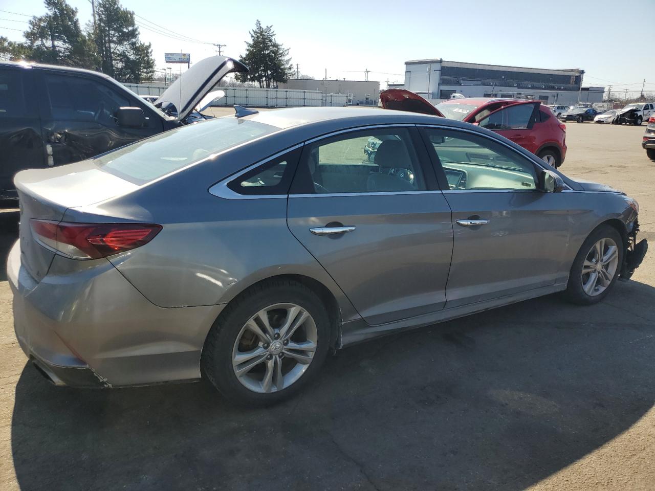 2018 Hyundai Sonata - Image 3