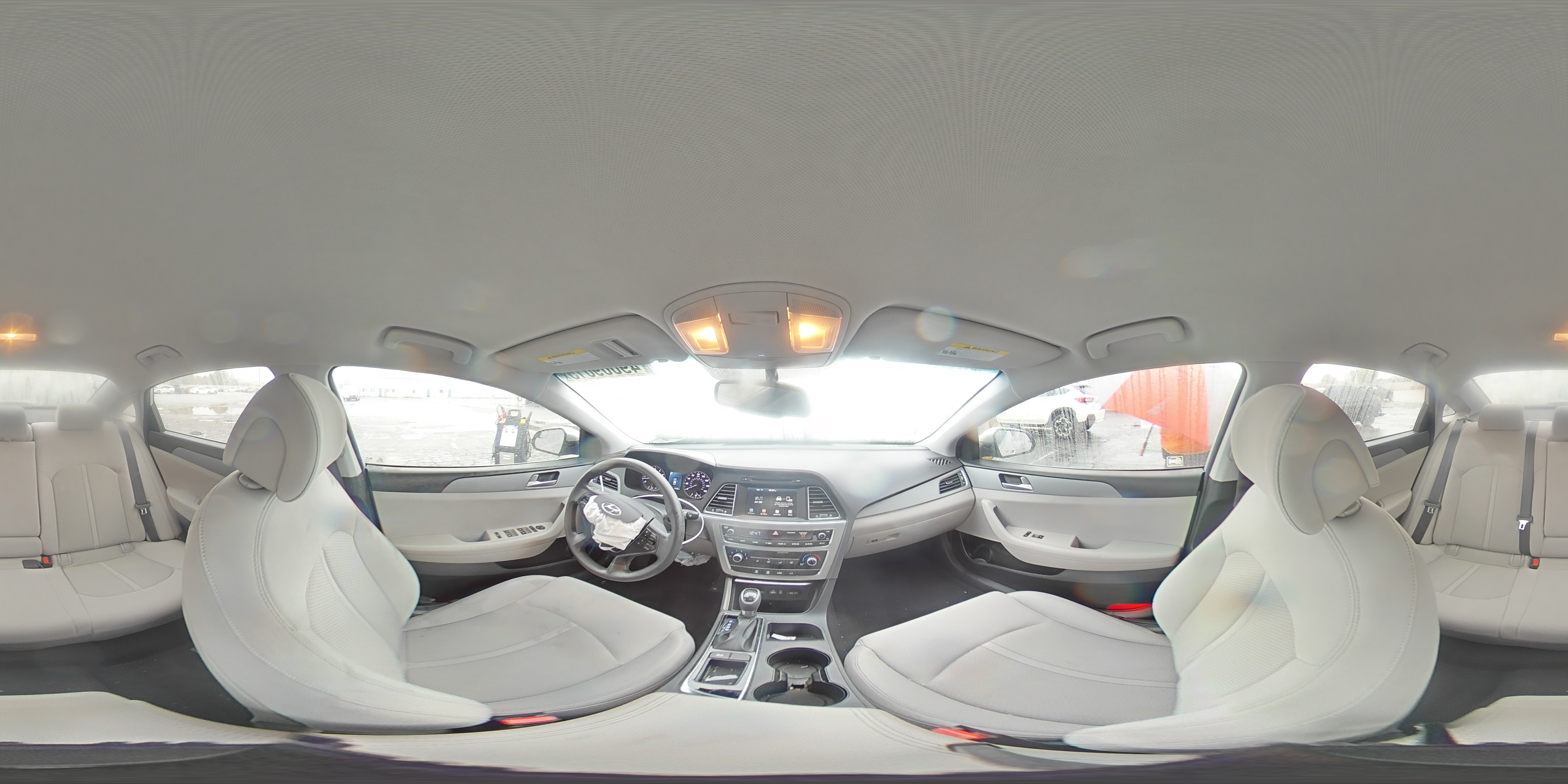 2016 Hyundai Sonata - Image 13