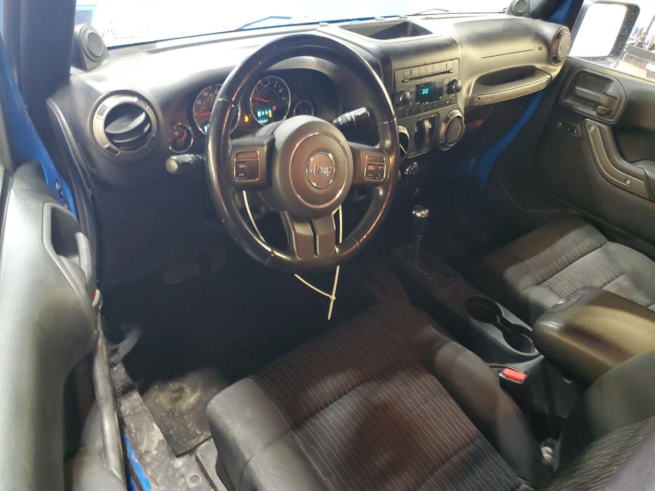2011 Jeep Wrangler - Image 8