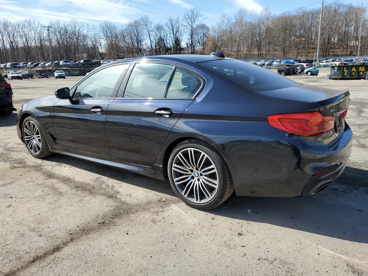 2017 BMW 5er - Image 2
