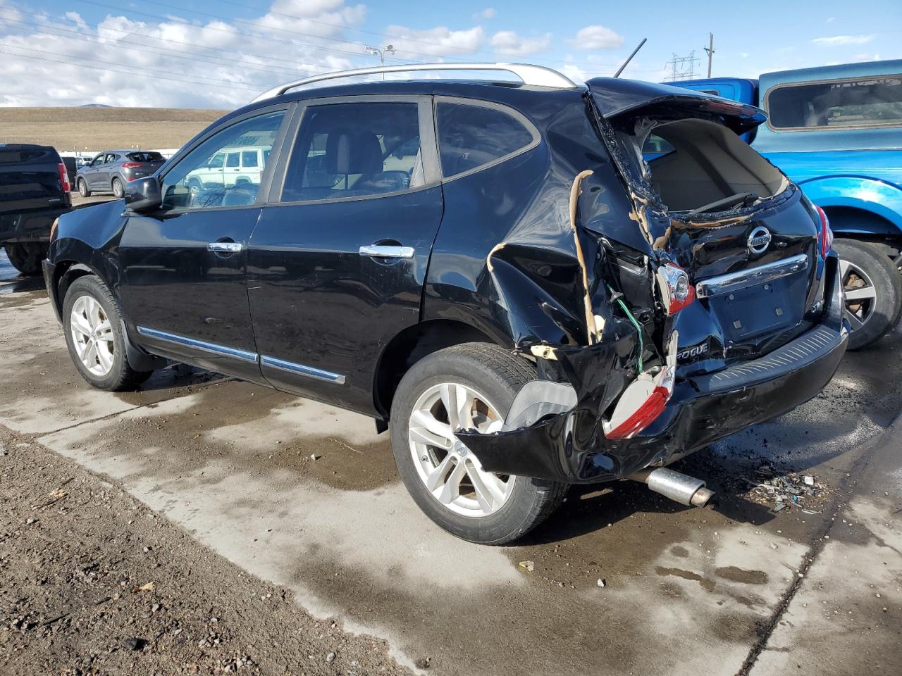 2012 Nissan Rogue - Image 2