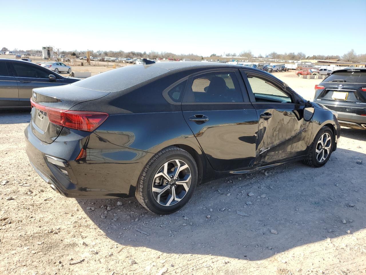 2021 Kia Forte - Image 3