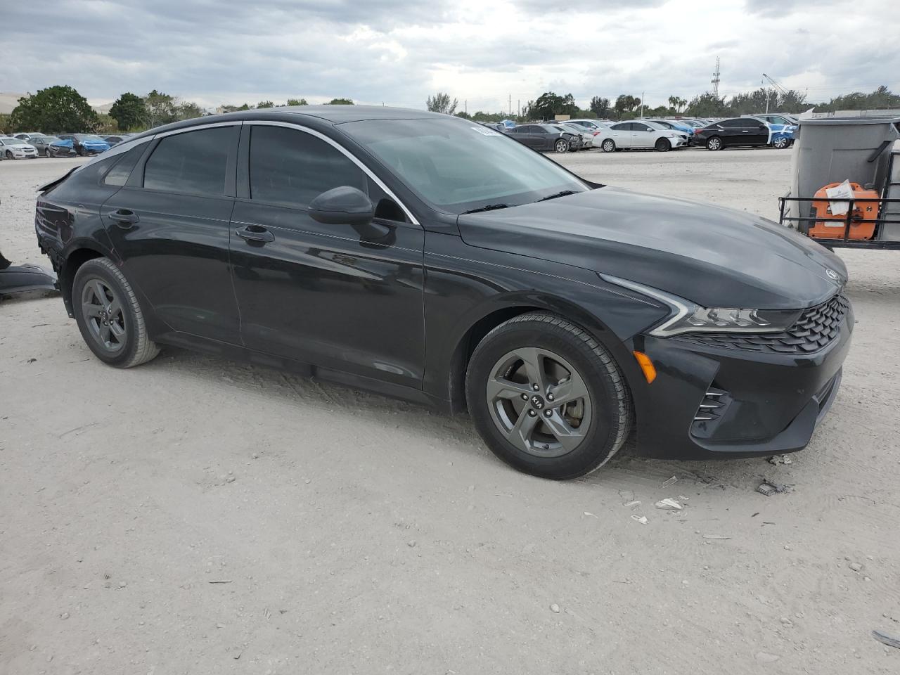 2021 Kia K5 - Image 4