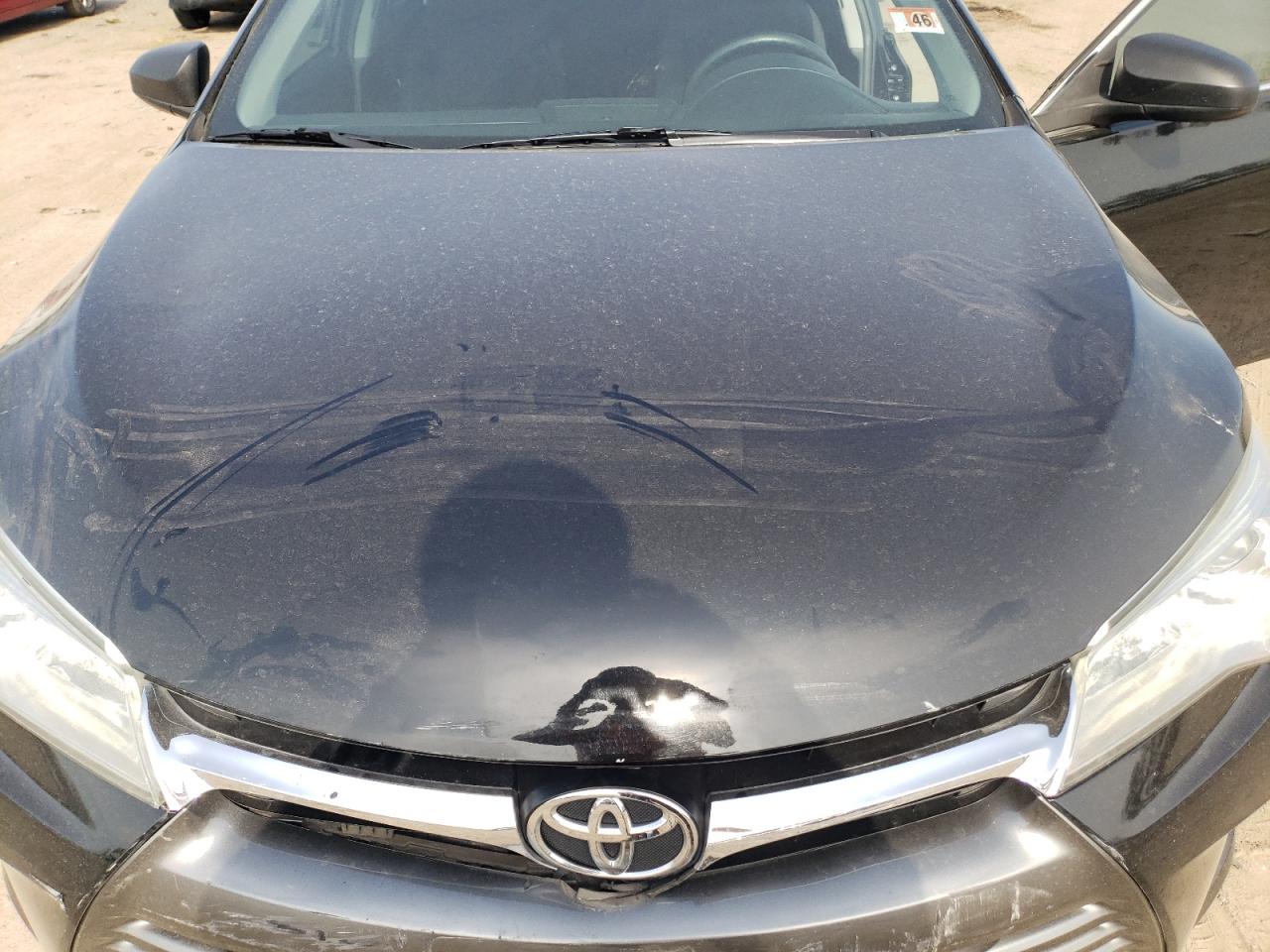 2016 Toyota Camry - Image 11