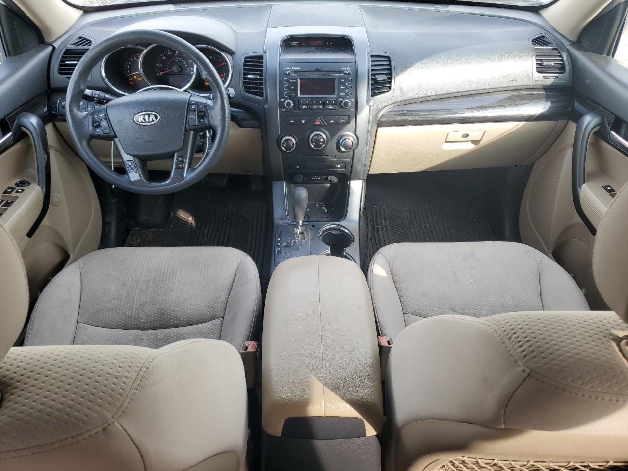 2011 Kia Sorento - Image 8