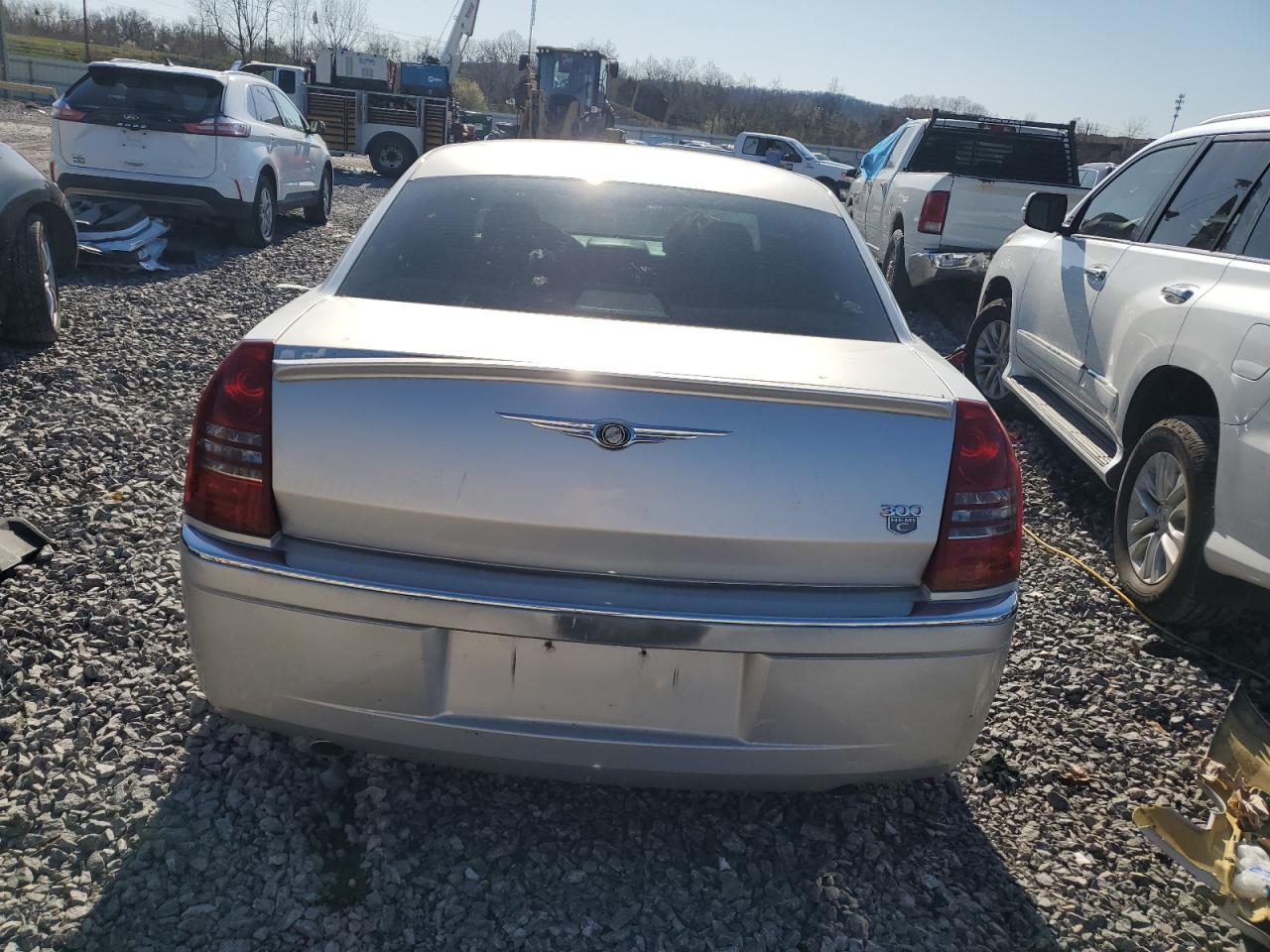 2007 Chrysler 300C VIN: 2C3KA63H77H854245 Lot: 48076415