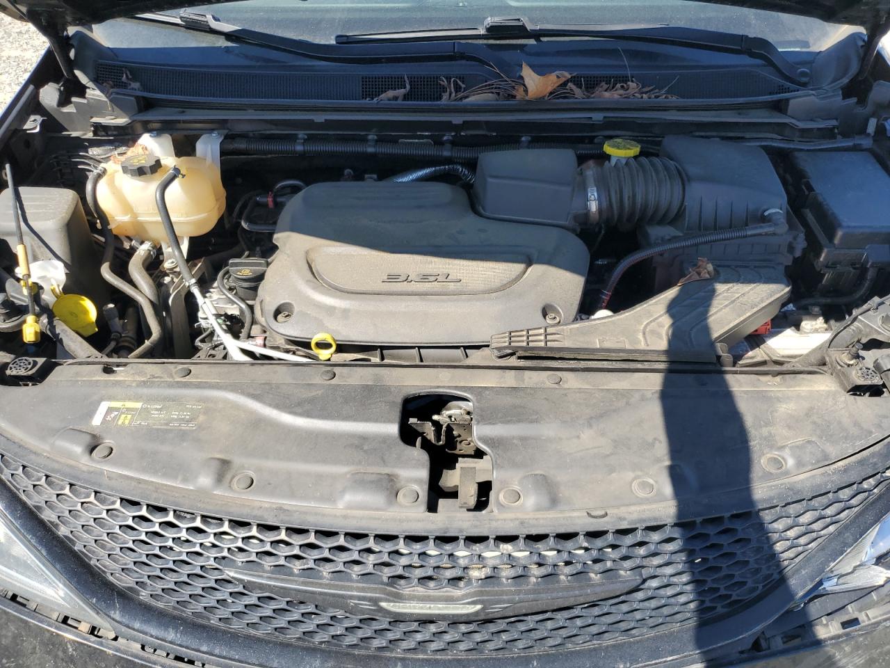 2020 Chrysler Pacifica Touring L VIN: 2C4RC1BG8LR223525 Lot: 50098935