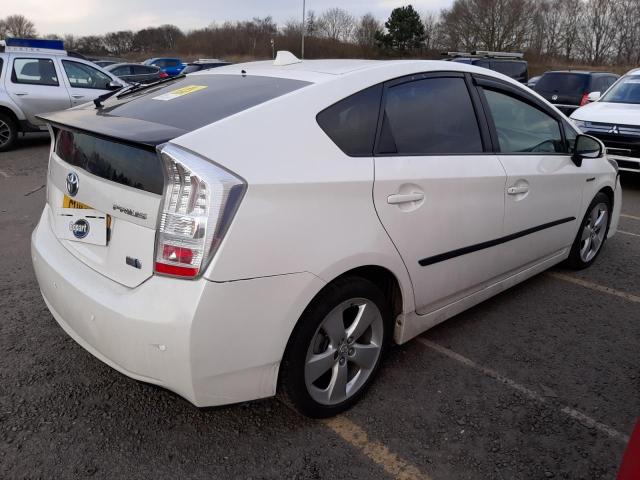 2011 TOYOTA PRIUS T SP