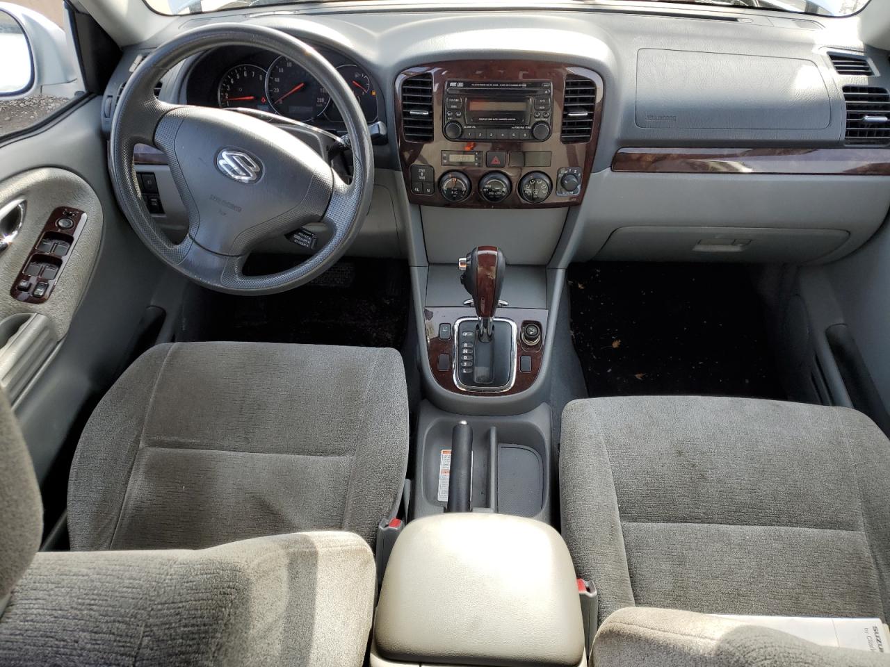 2004 Suzuki XL7 - Image 8