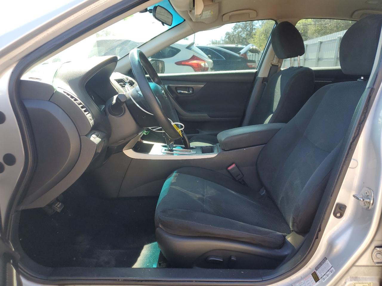 2015 Nissan Altima - Image 7