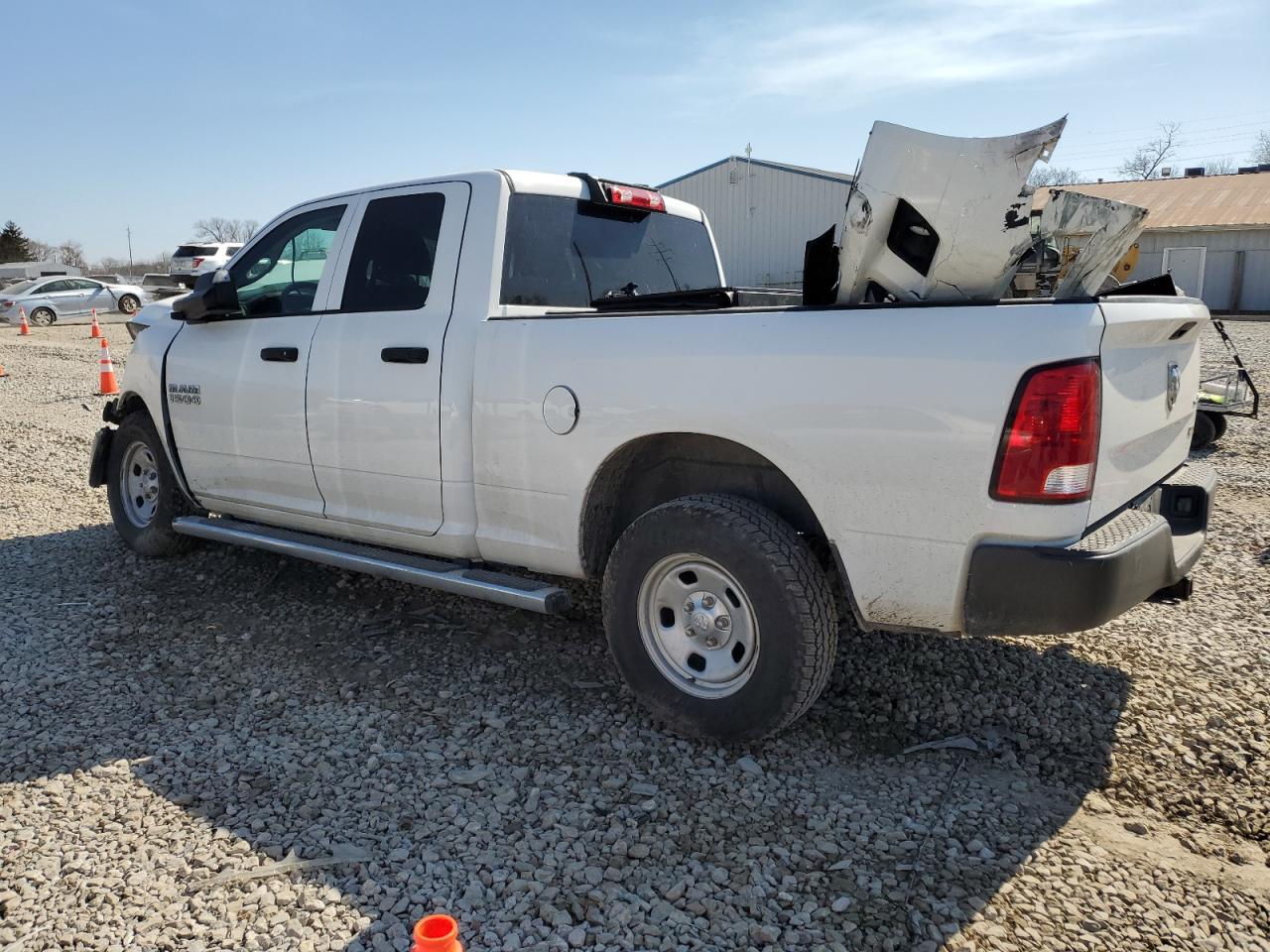 2016 RAM 1500 - Image 2