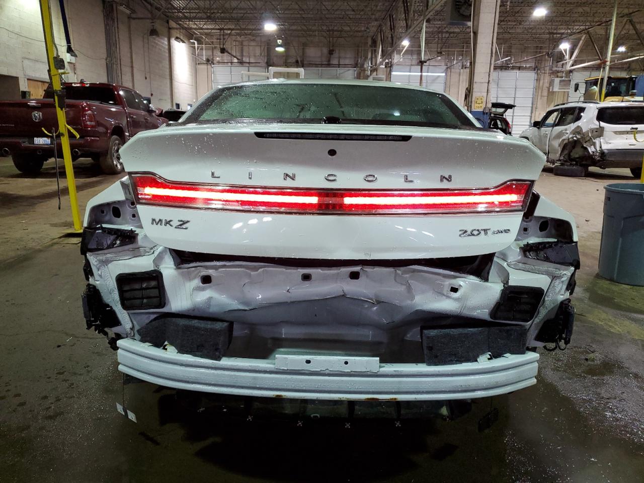 2019 Lincoln MKZ - Image 6