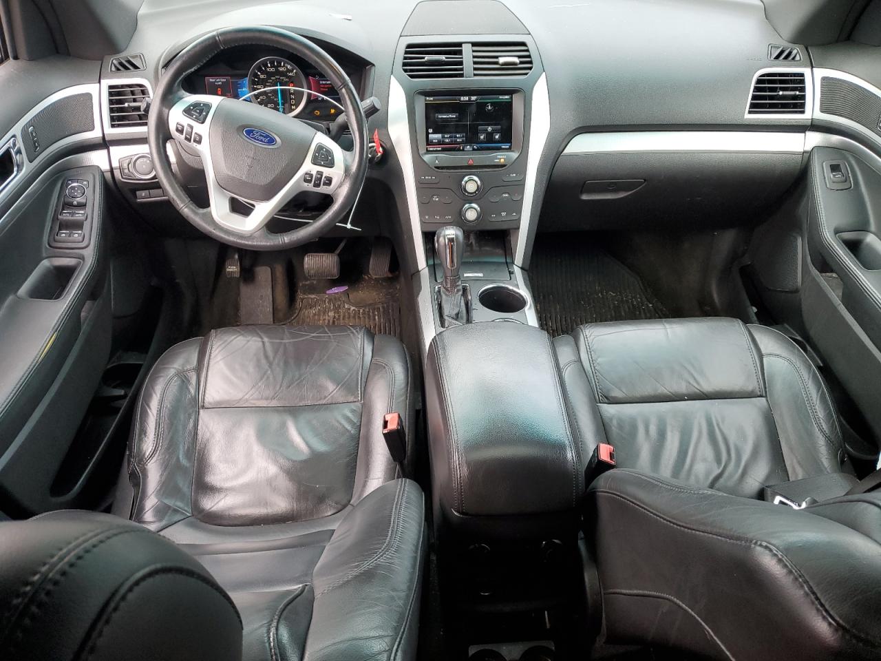 2014 Ford Explorer - Image 8