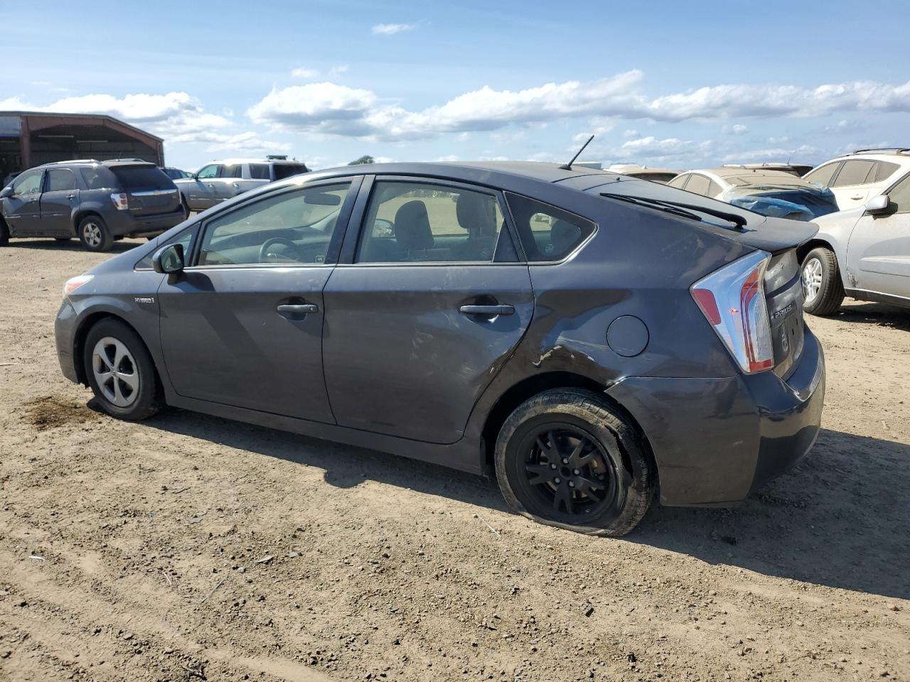2015 Toyota Prius - Image 2