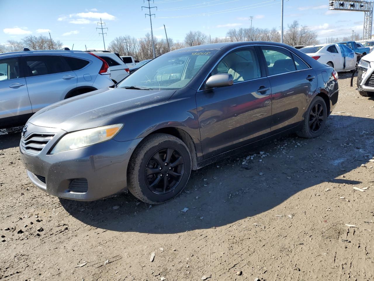 2011 Toyota Camry Base for Sale in Columbus, OH - Minor Dent/Scratches