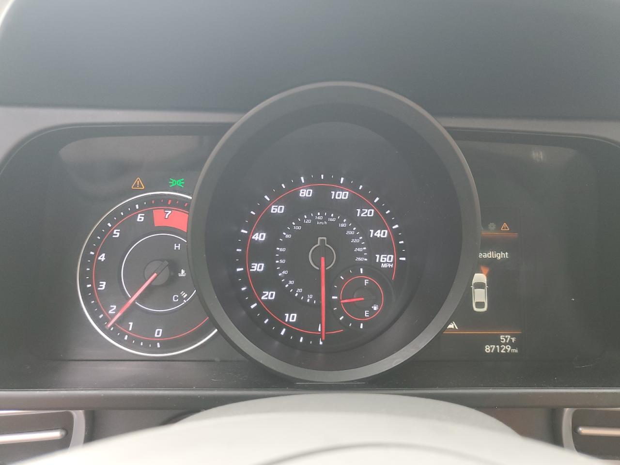2021 Hyundai Elantra - Image 9