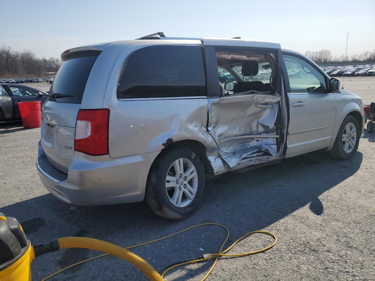 2011 Dodge Caravan - Image 3