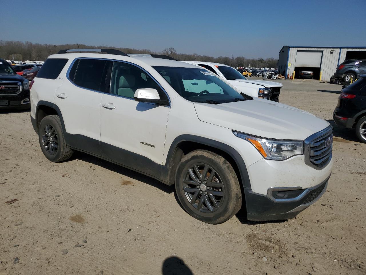 2017 GMC Acadia - Image 4