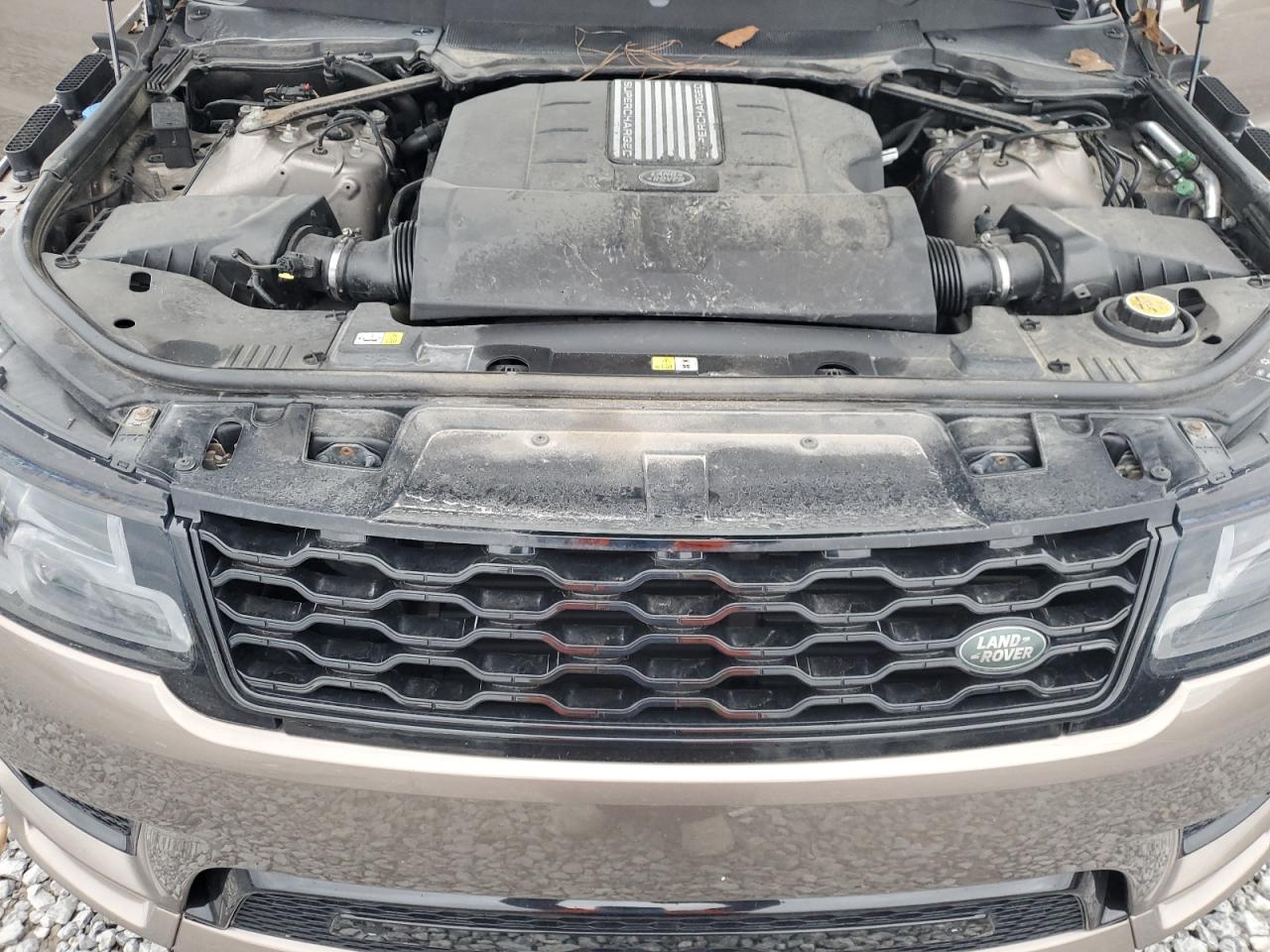 2018 Land Rover Range Rover - Image 12