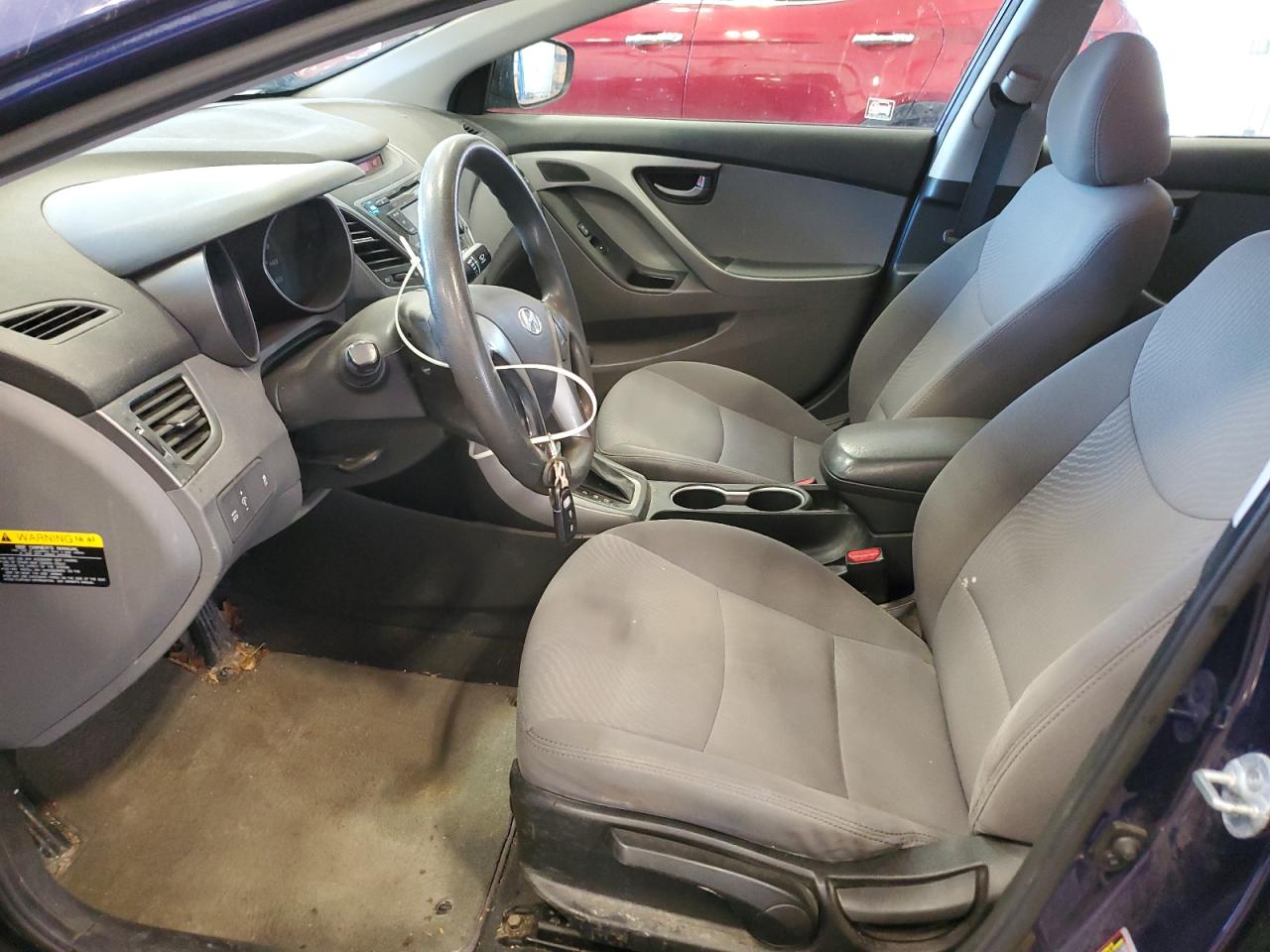 2014 Hyundai Elantra - Image 7