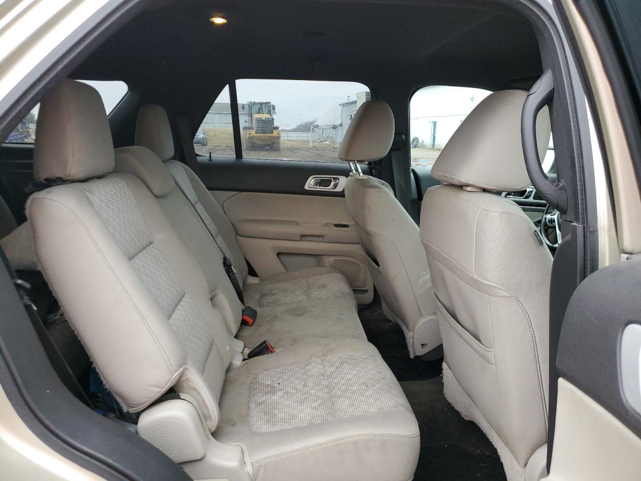 2011 Ford Explorer - Image 11