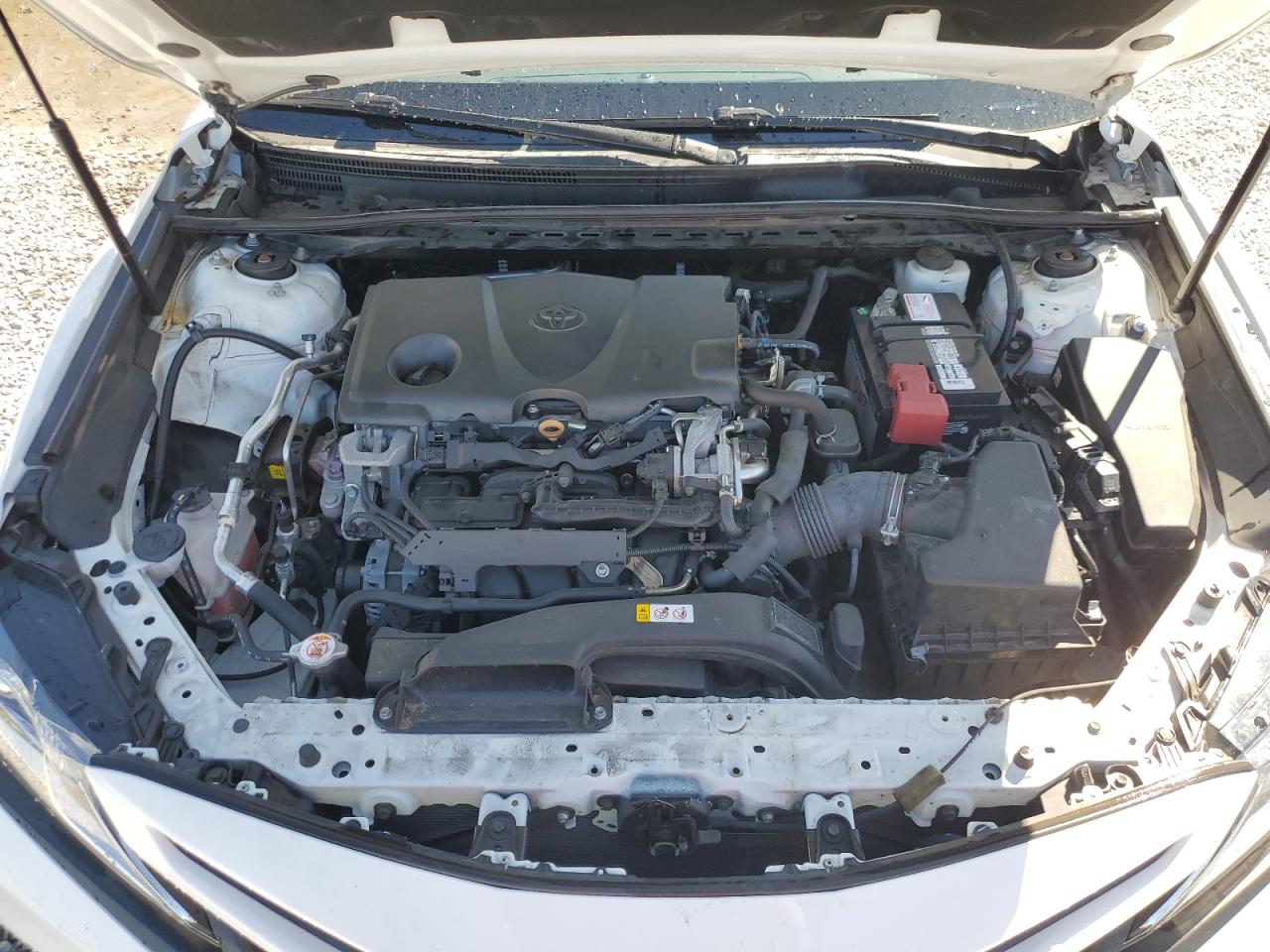 2020 Toyota Camry - Image 11