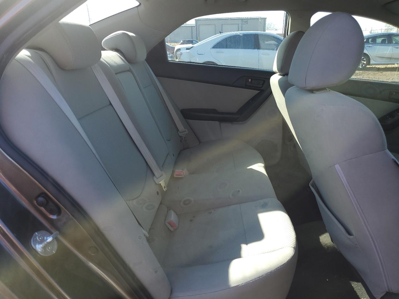 2011 Kia Forte - Image 10