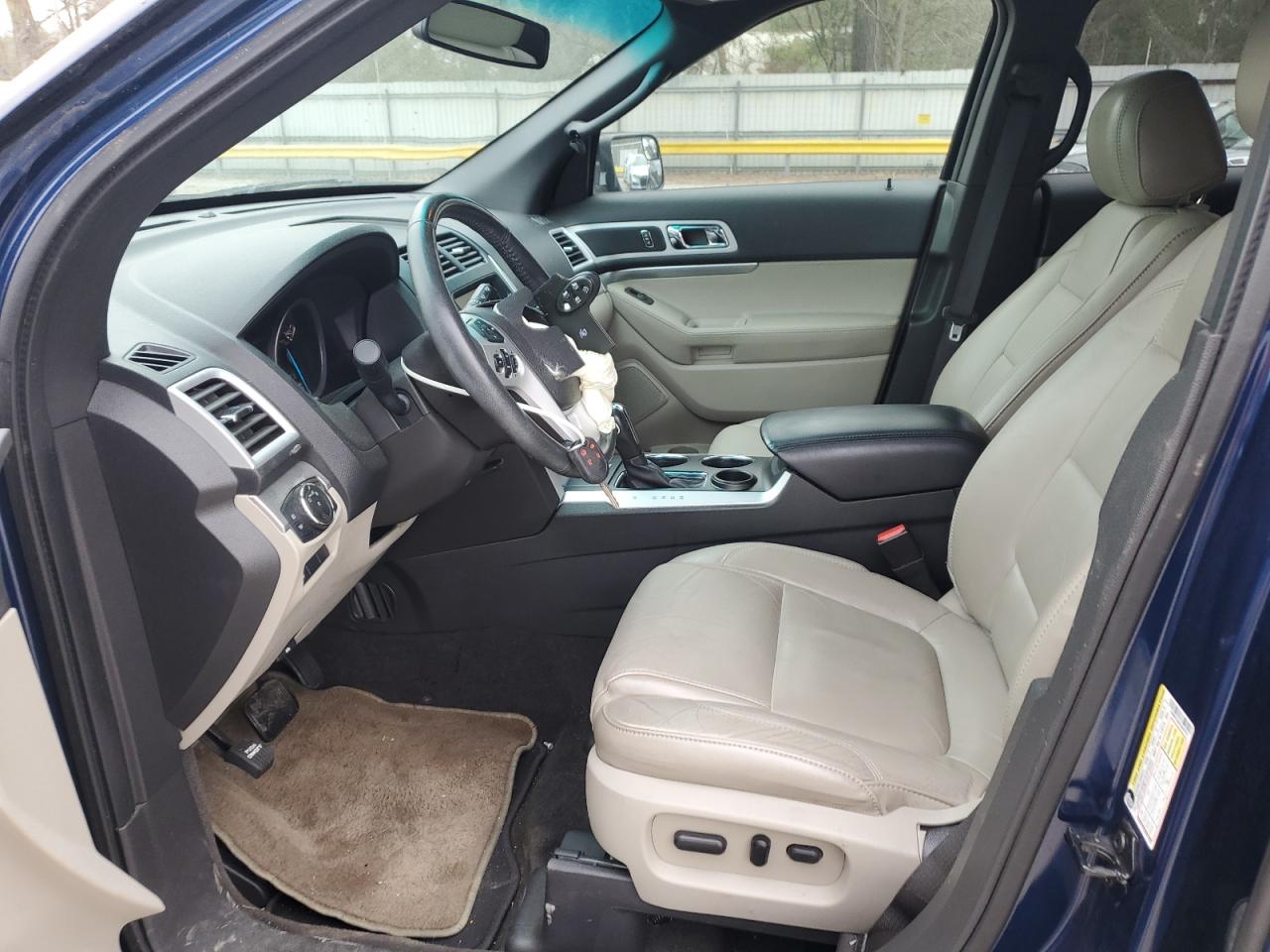 2012 Ford Explorer - Image 7