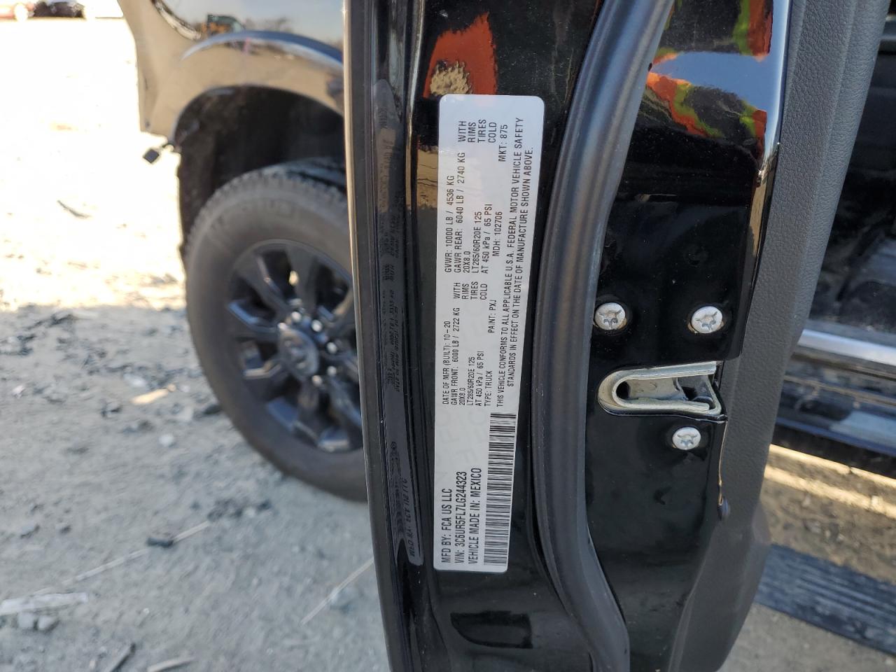 2020 RAM 2500 - Image 12