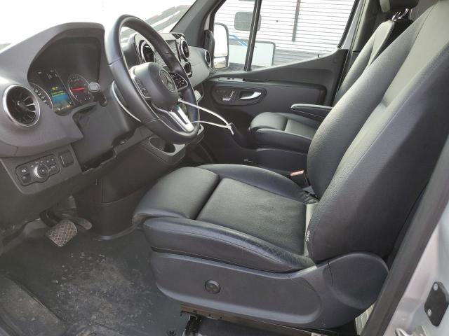  MERCEDES-BENZ SPRINTER 2019 Srebrny