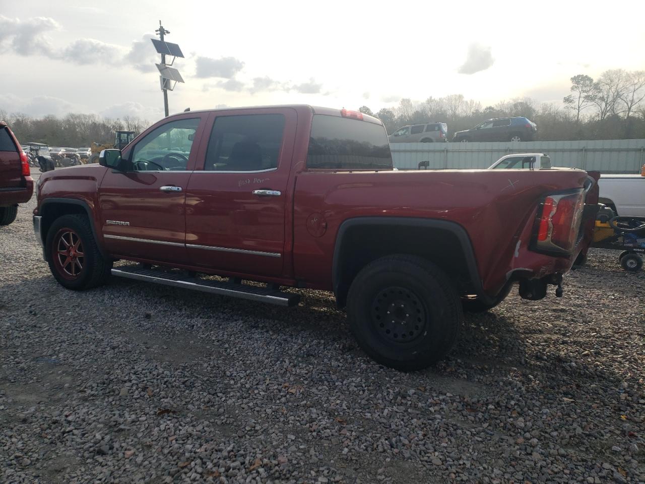 2018 GMC Sierra - Image 2