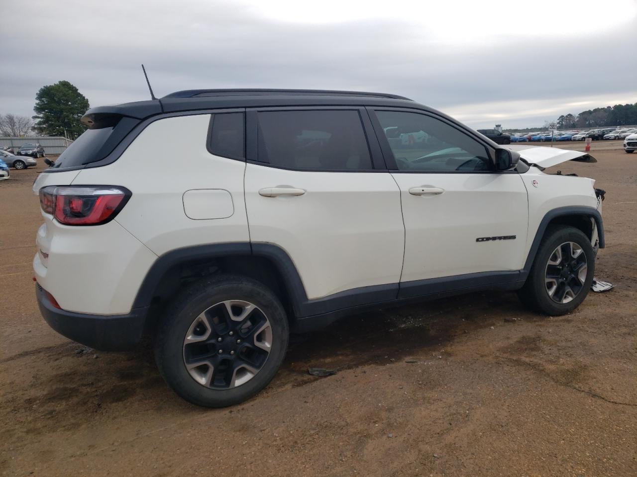 2018 Jeep Compass - Image 3
