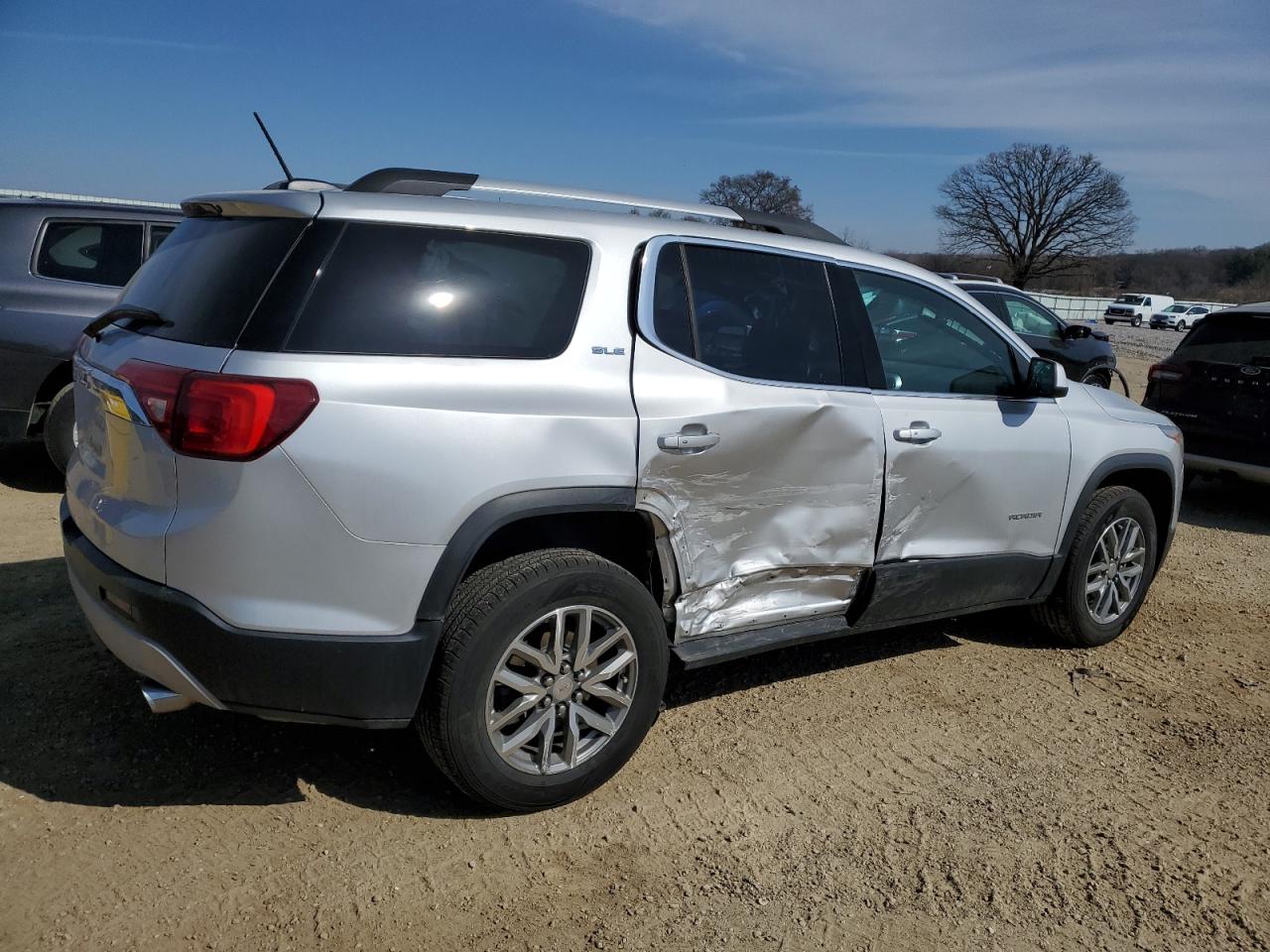 2018 GMC Acadia - Image 3