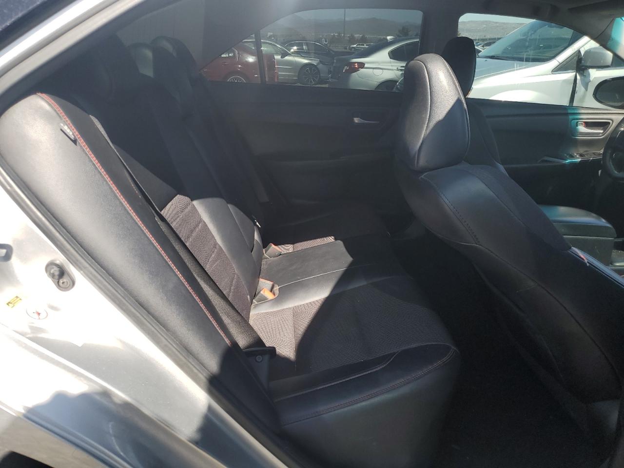 2016 Toyota Camry - Image 10