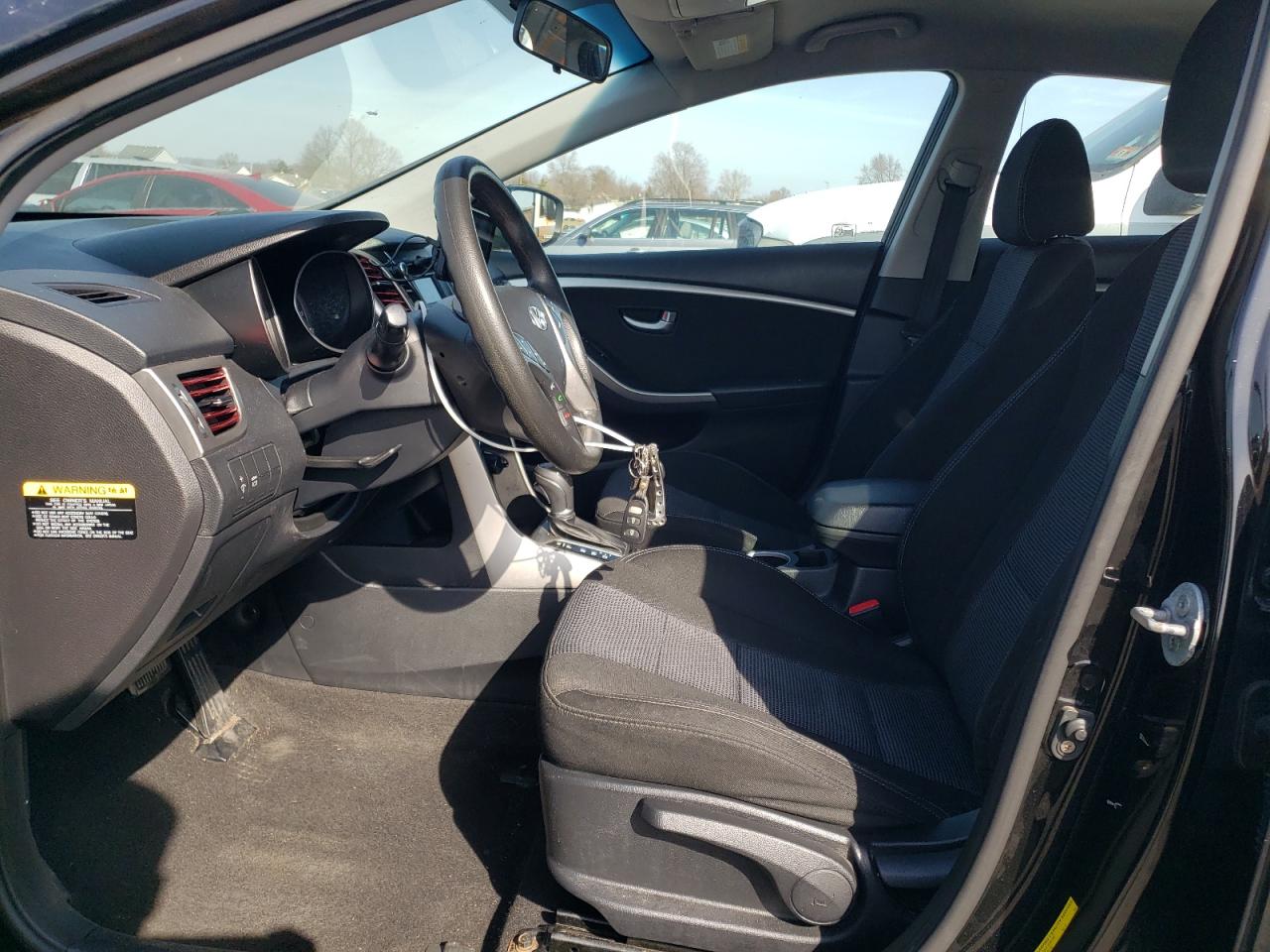 2014 Hyundai Elantra - Image 7