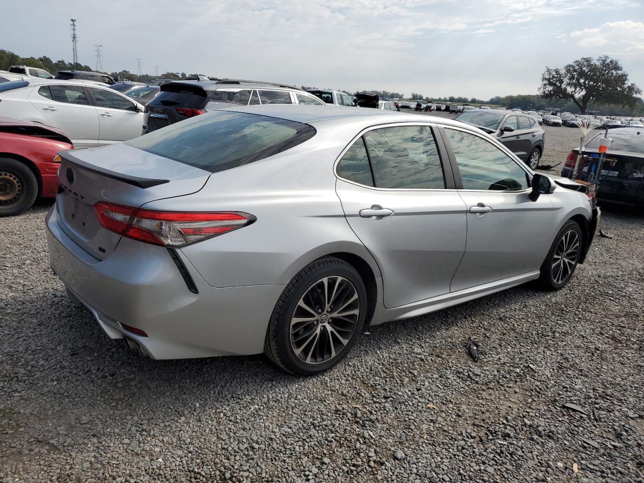 2018 Toyota Camry - Image 3