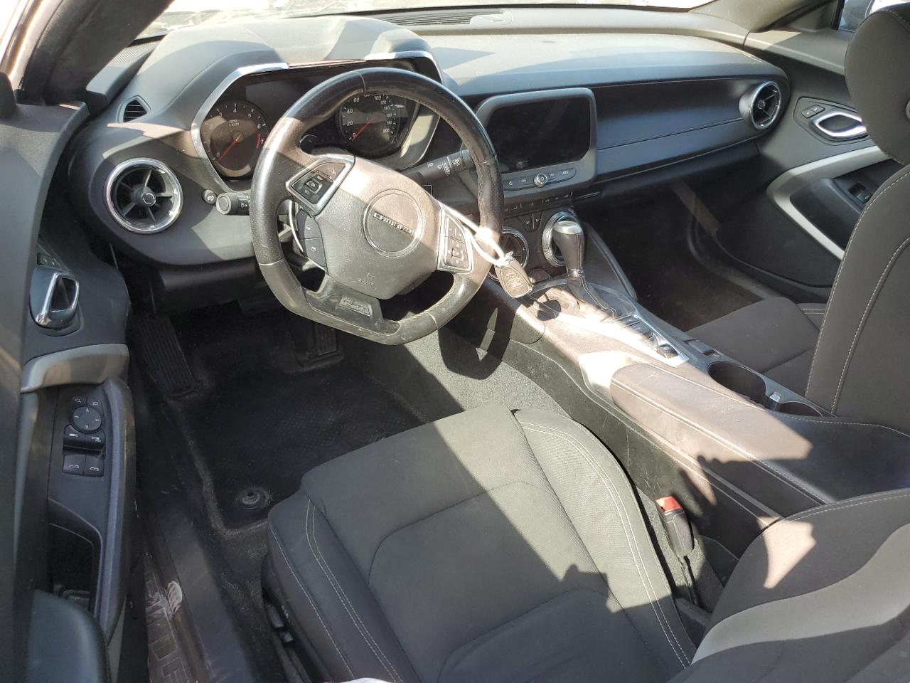 2017 Chevrolet Camaro - Image 8