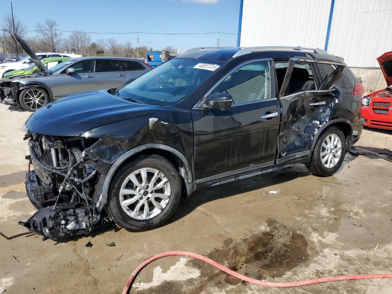 2017 Nissan Rogue S na sprzedaż w Lawrenceburg, KY - Front End