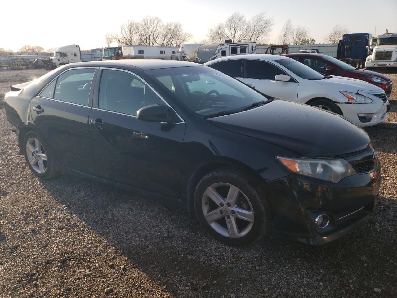 2013 Toyota Camry - Image 4
