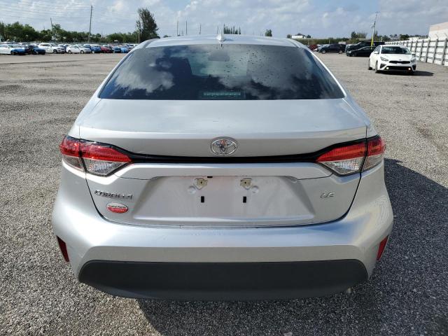  TOYOTA COROLLA 2024 Srebrny