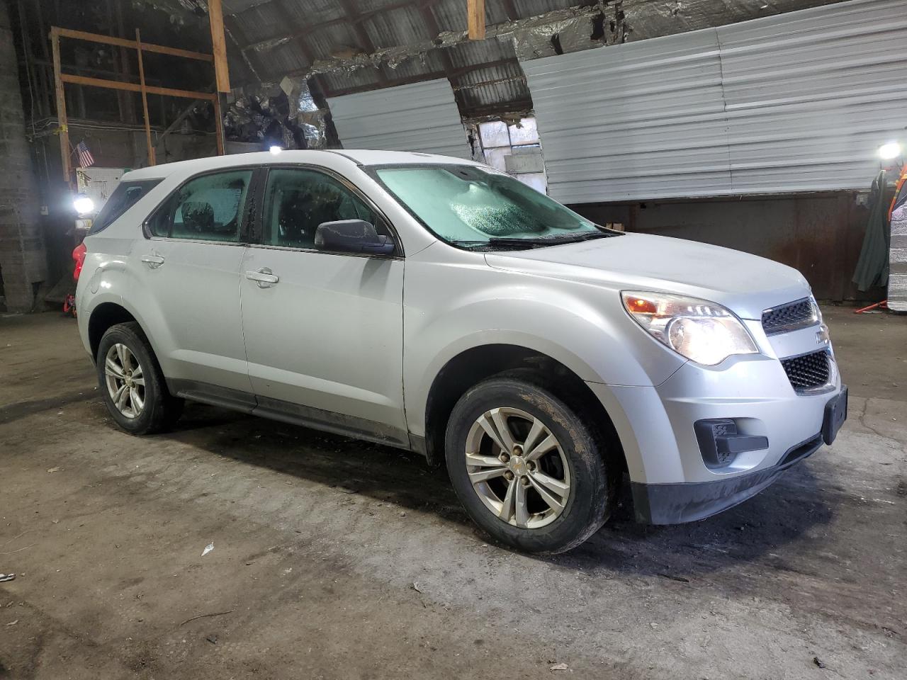 2014 Chevrolet Equinox - Image 4