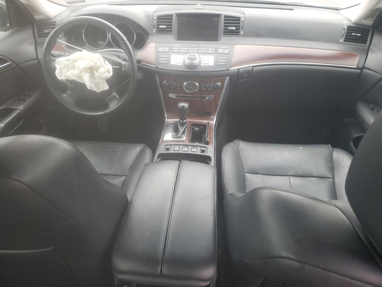 2009 Infiniti M - Image 8