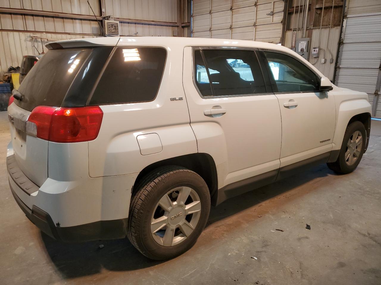 2011 GMC Terrain - Image 3